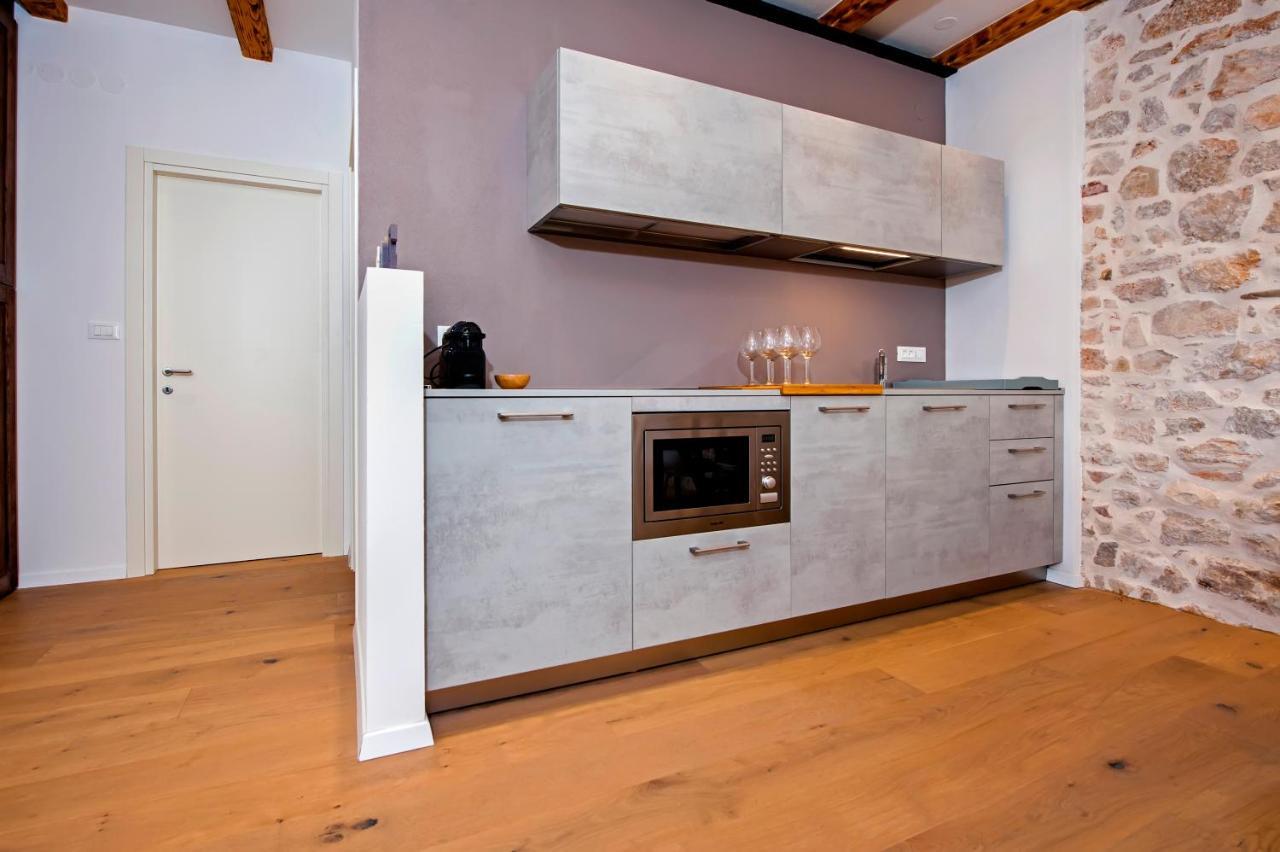 Apartments Casa De Amicis Rovinj Extérieur photo